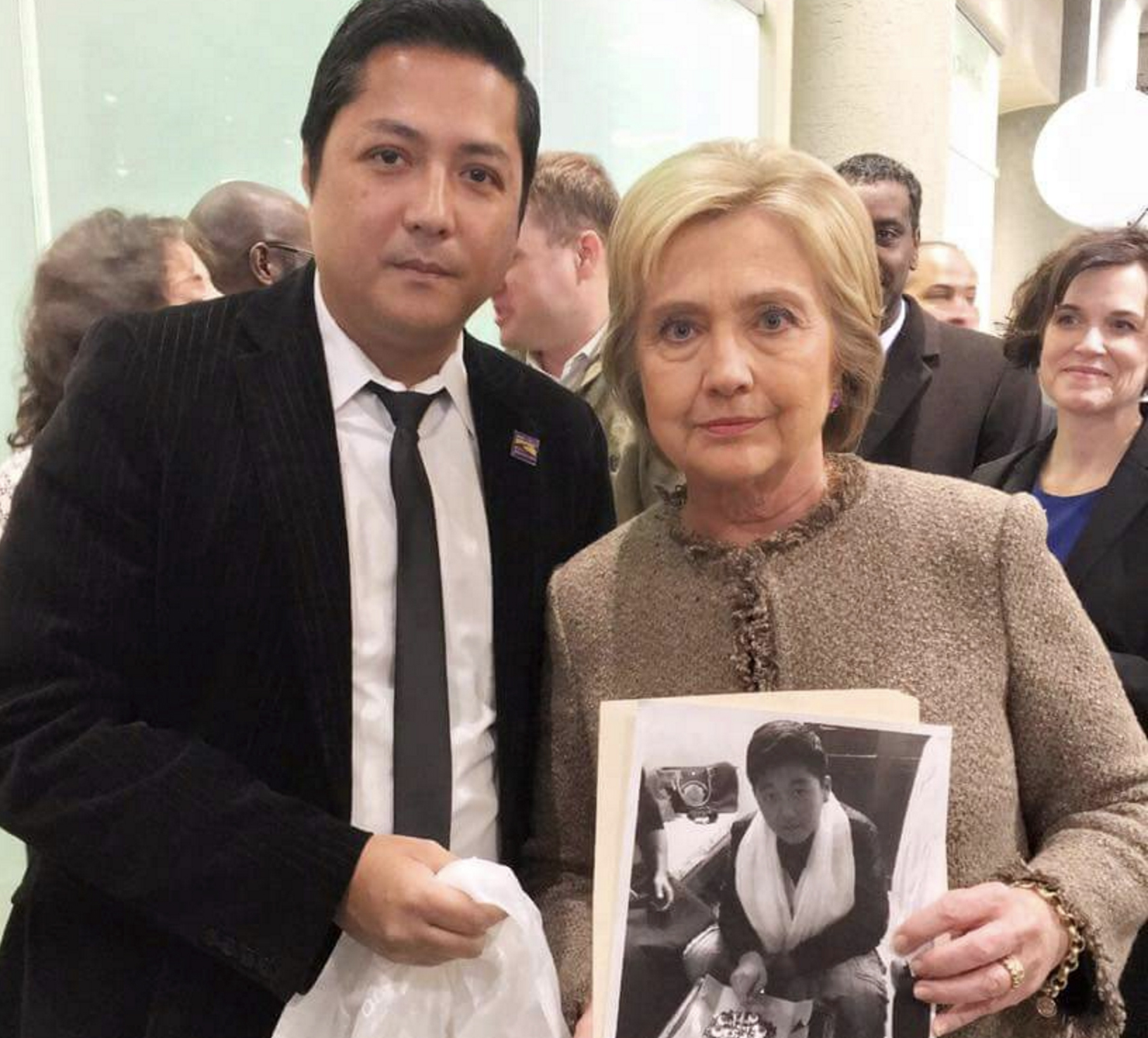 Hillary_clinton_tibet